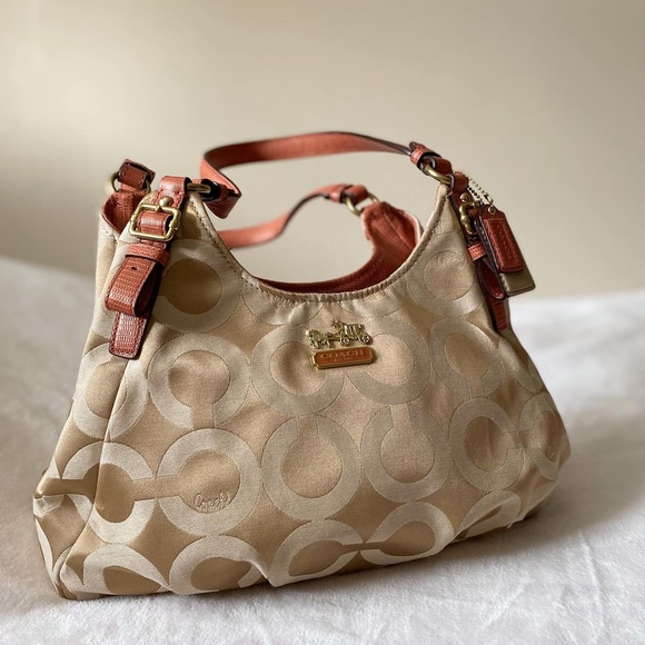 Coach Handbag - Picture 6 of 6